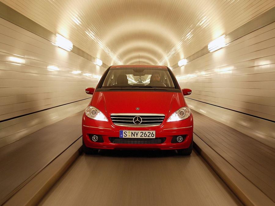  Mercedes-Benz A180 CDI 3-Door 2004 года  (фото 16 из 21)